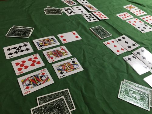 ポーカーの見せ札を複数枚生成する方法